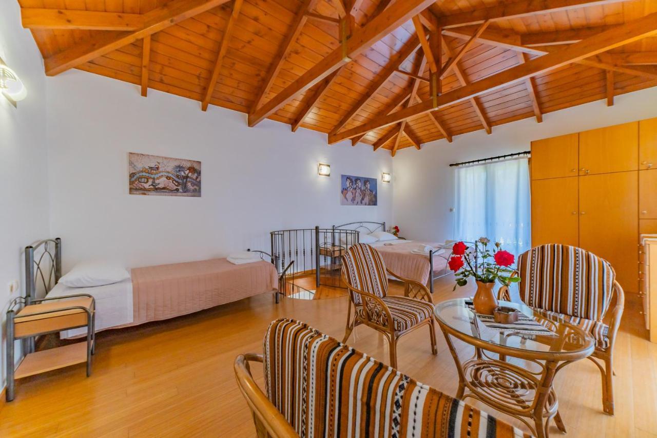 Villa Areti - Traditional Cozy Villa Embrosneros Ngoại thất bức ảnh